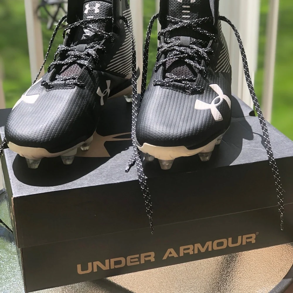 Under Armour Black & White Football Cleats - Picture 7 of 10